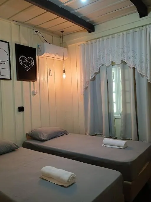 別荘 Timbó Refugio Do Valeヴィラ